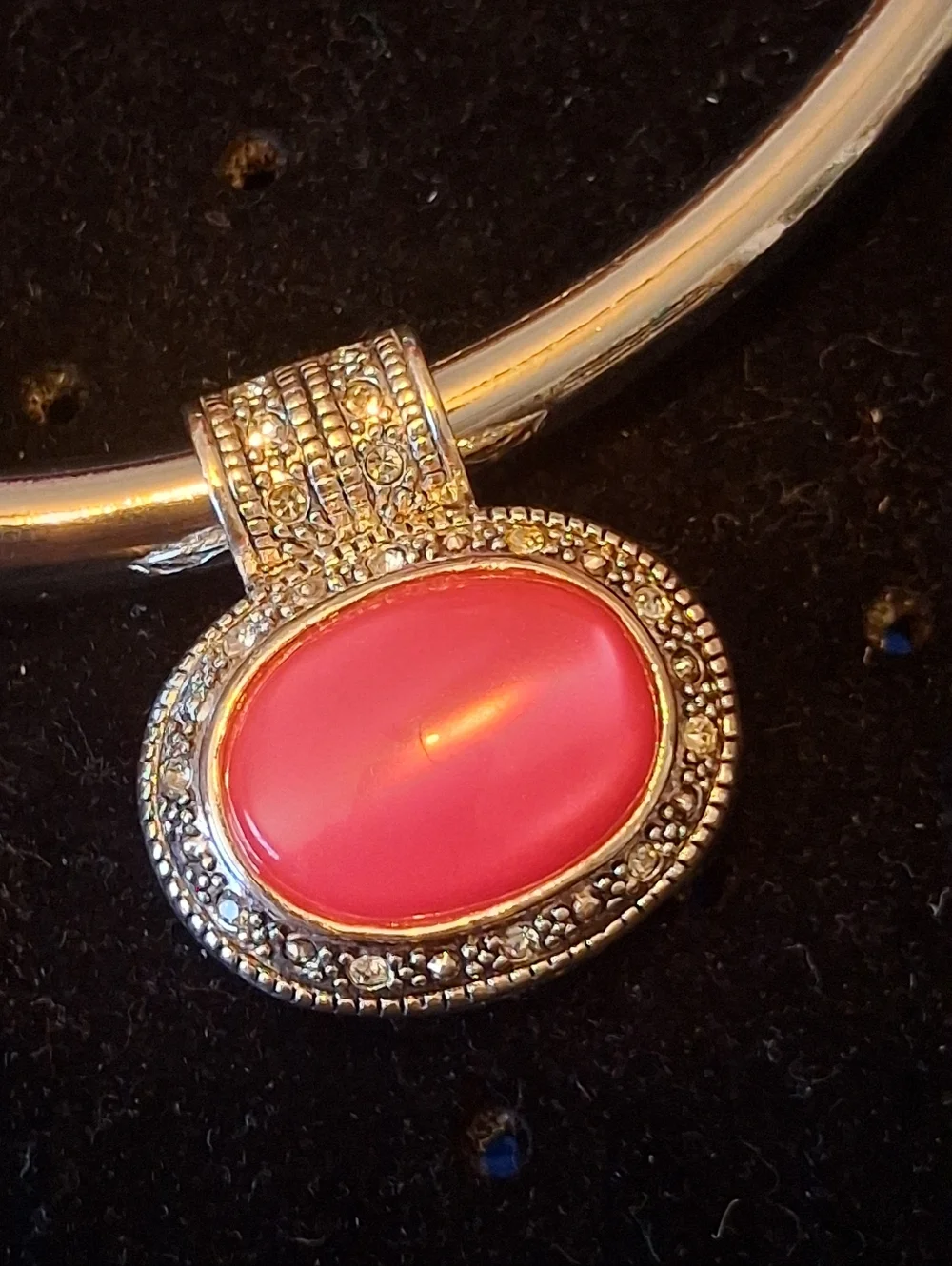 Elegant Pink Cabochon Silver Collar Necklace